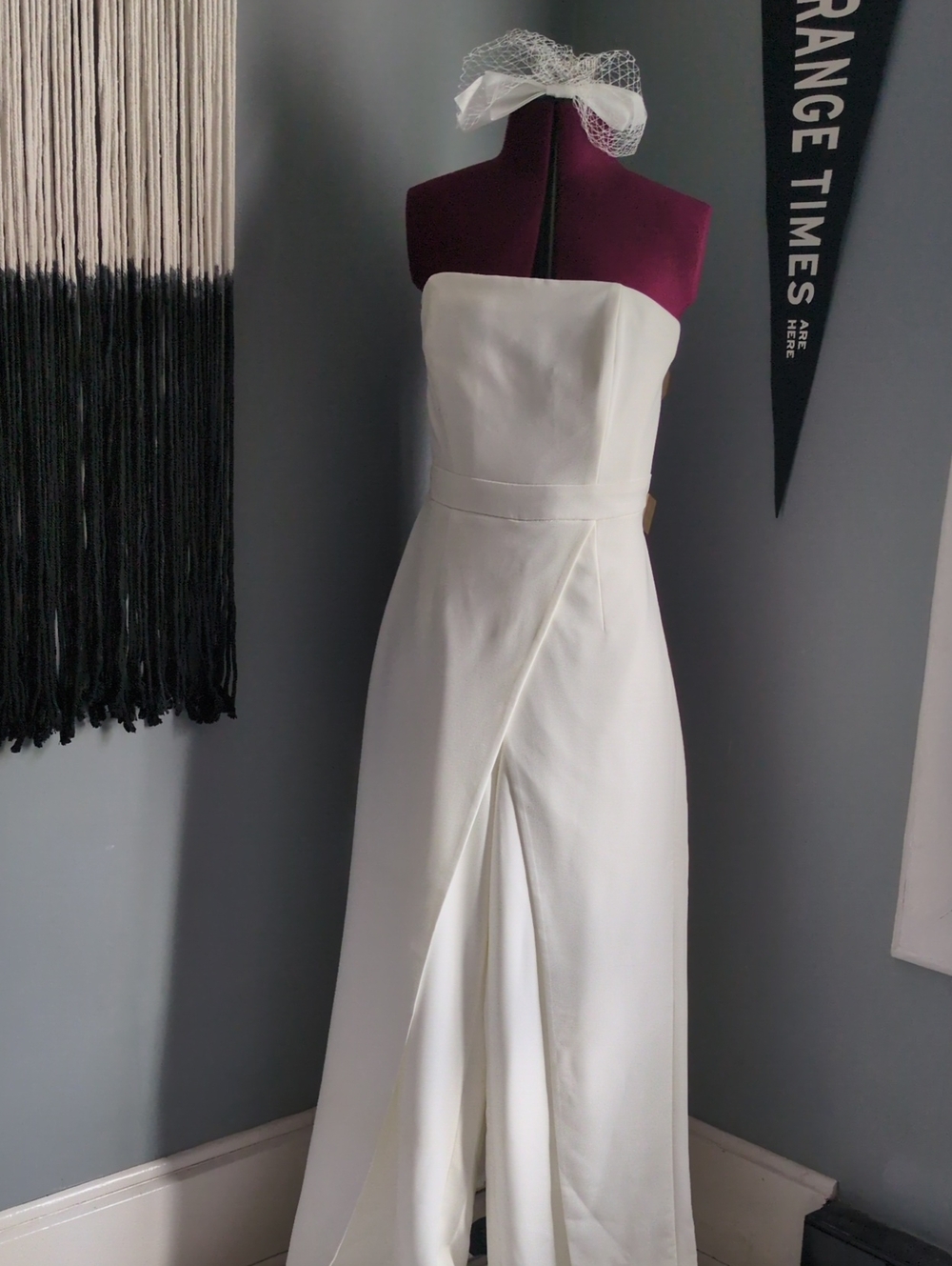 White House Black Market Strapless Ivory Cream Jumpsuit Size 4
